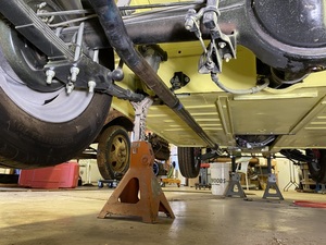 Center hanger